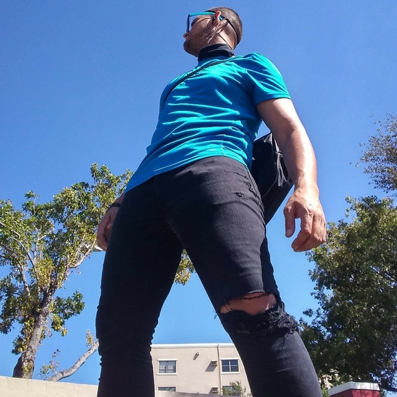 Meet your Posher, Official Pinguin - Picture 3 of 8